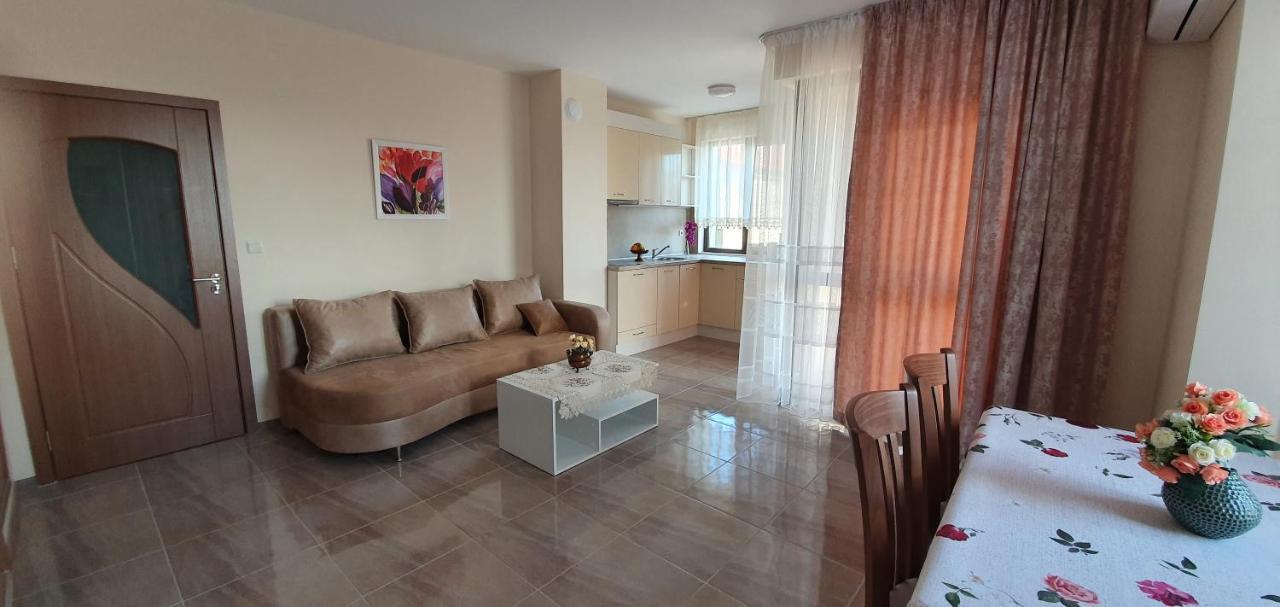 Luxury Apartments Ekaterina تشيرنوموريتس المظهر الخارجي الصورة