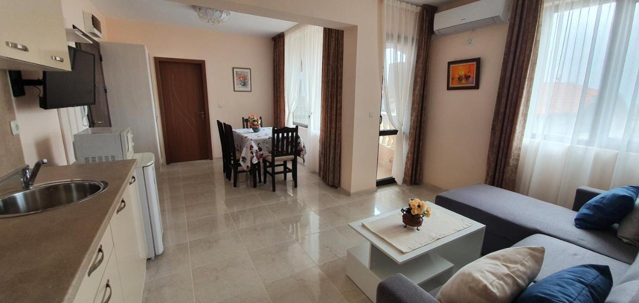Luxury Apartments Ekaterina تشيرنوموريتس المظهر الخارجي الصورة