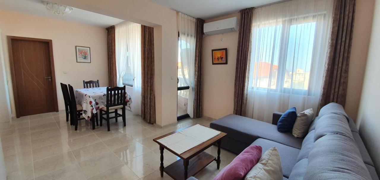 Luxury Apartments Ekaterina تشيرنوموريتس المظهر الخارجي الصورة
